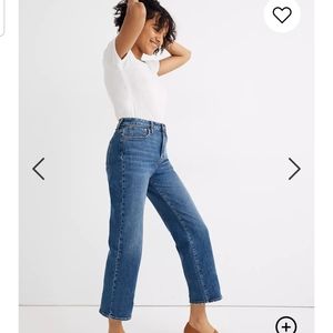 Curvy Slim-Wide leg in Newington Wash (31 Tall)